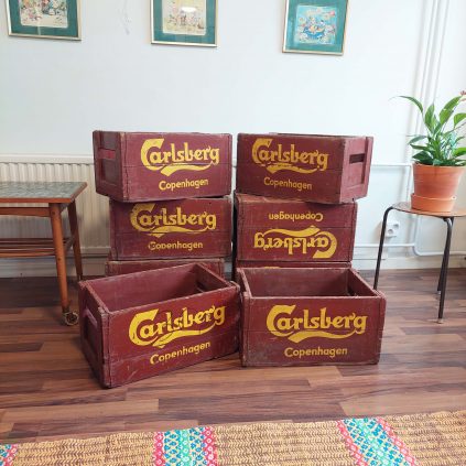 1920 -luvun Carslbergin puinen olutlaatikko