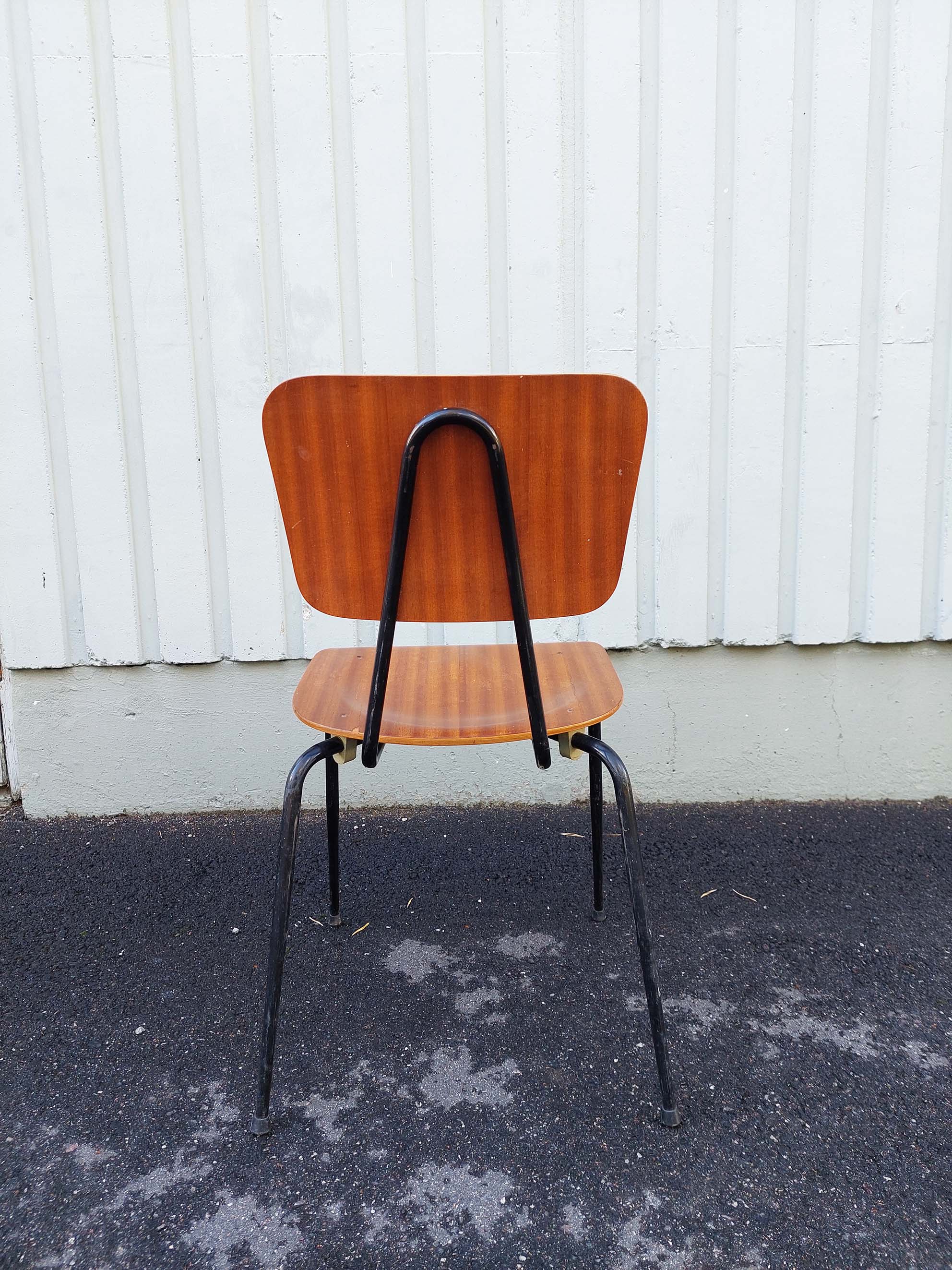 50-luvun tanskalainen koulutuoli