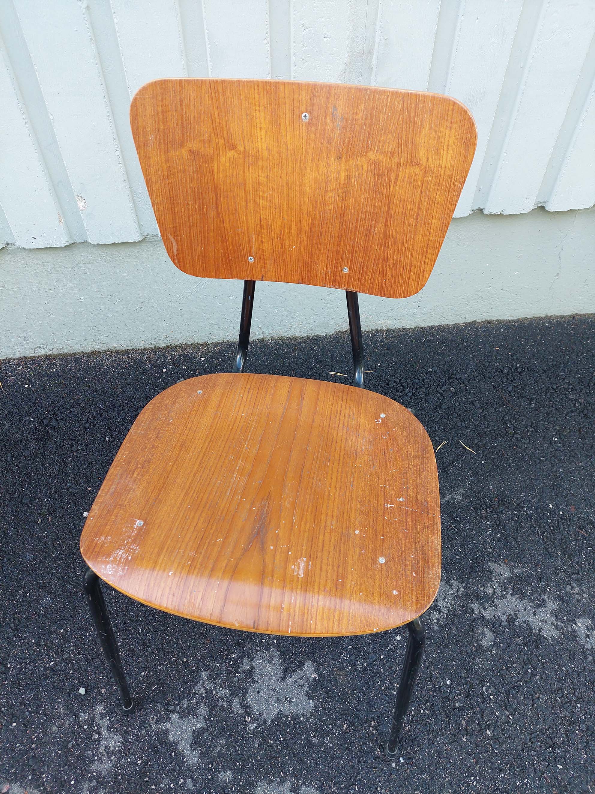 50-luvun tanskalainen koulutuoli