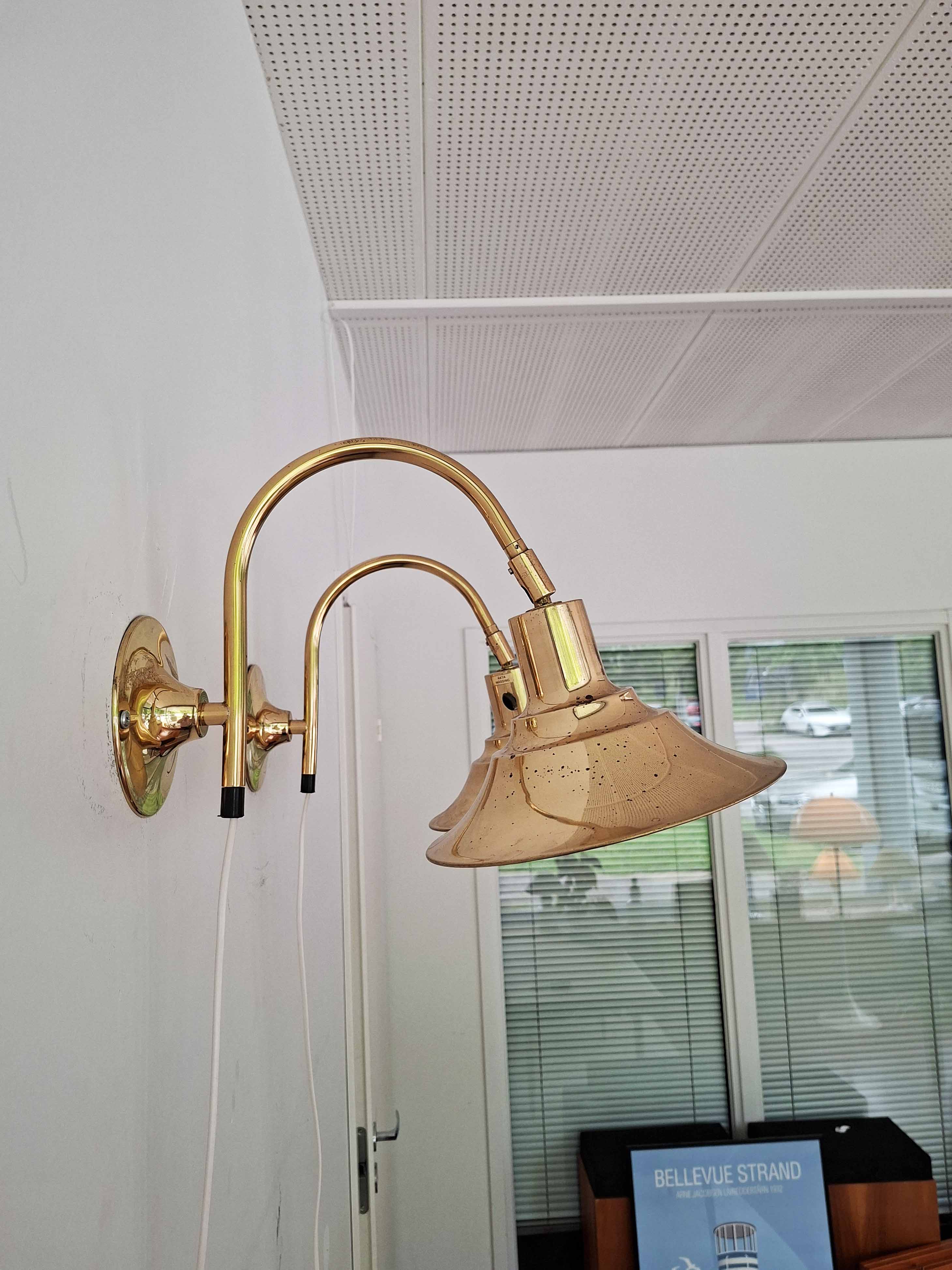 Messinkiset seinävalaisimet, Norlett Elit, Börje Claes