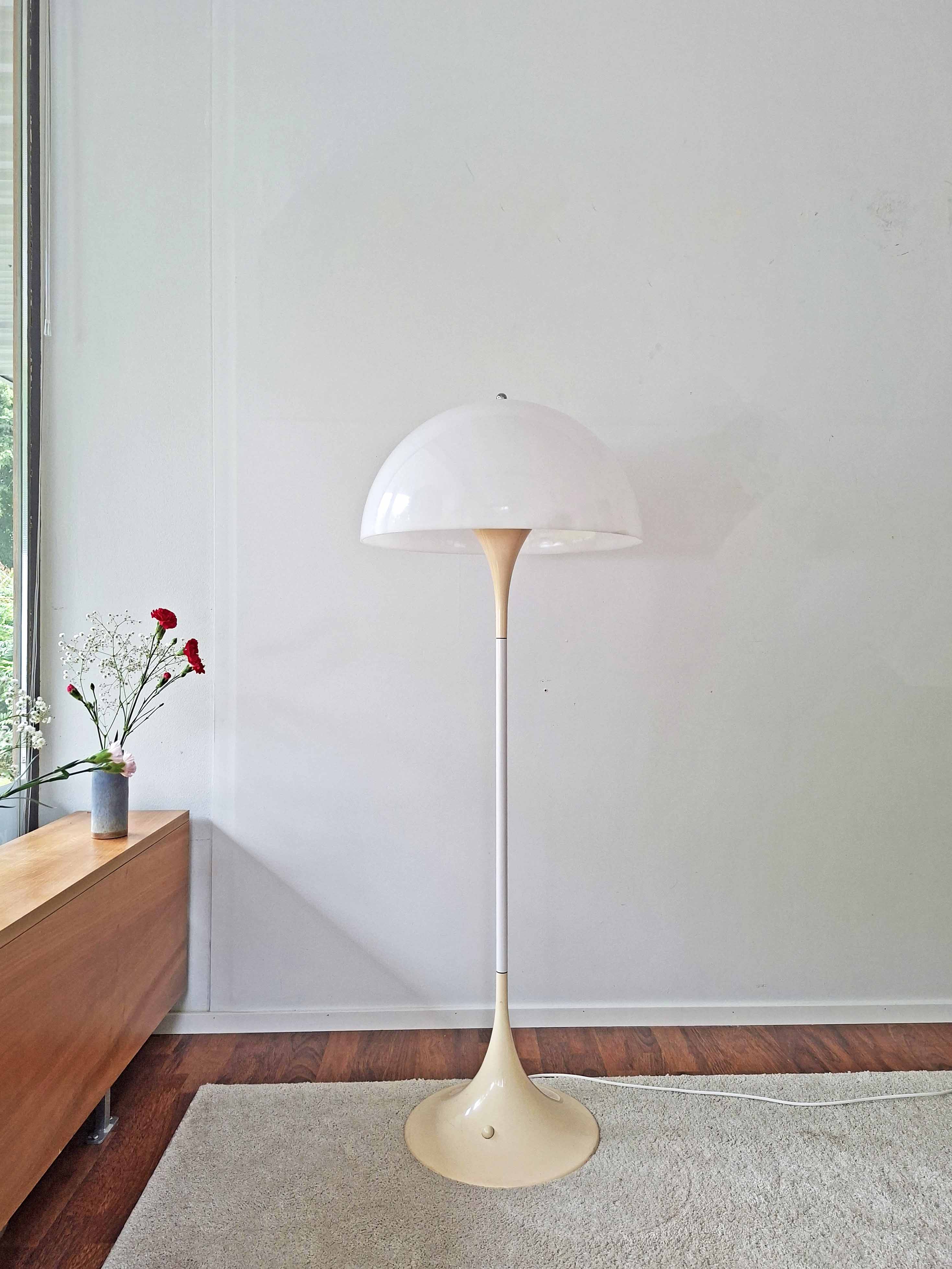 Panthella lattiavalaisin, Verner Panton