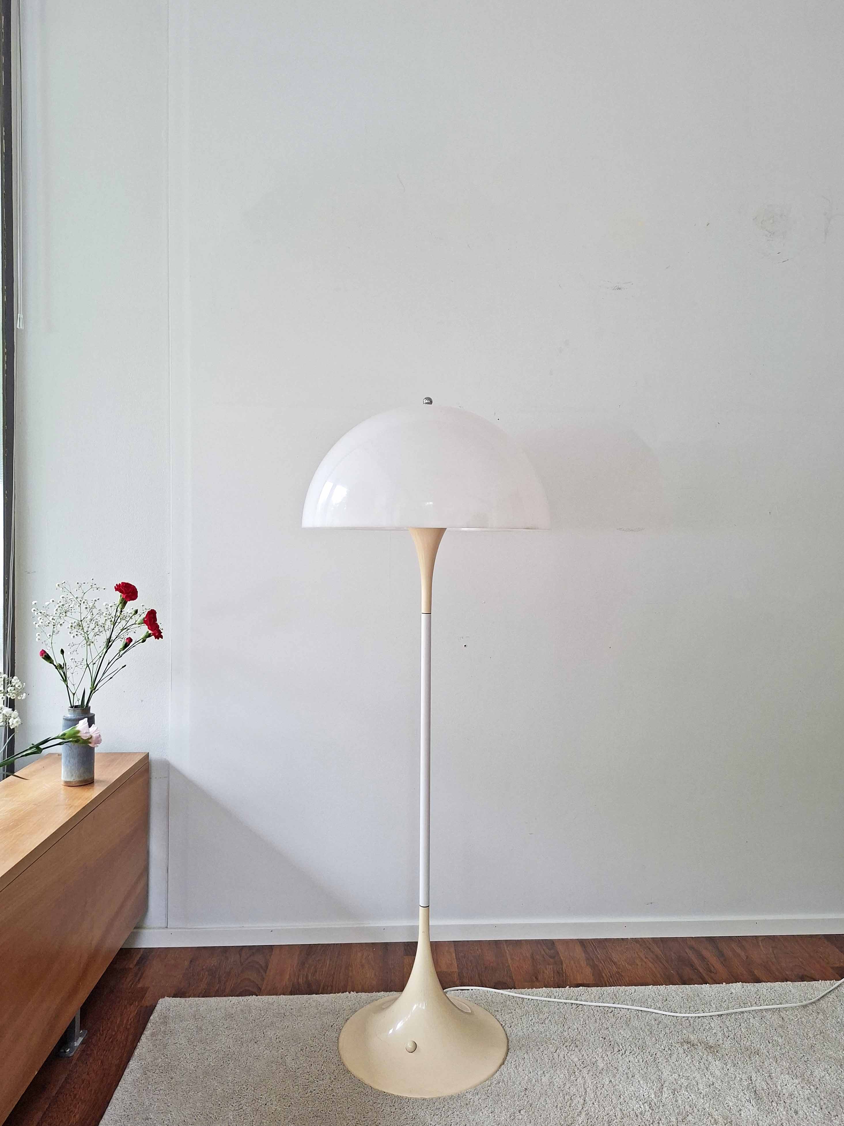 Panthella lattiavalaisin, Verner Panton