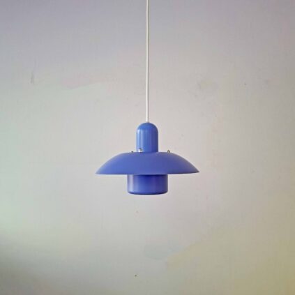 Sininen riippuvalaisin 1970-luvulta, Form Light